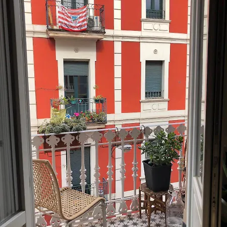 Homestay 4 Bedrooms Flat In The City Center Bilbao