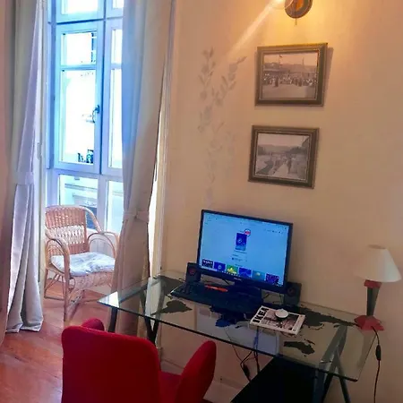 4 Bedrooms Flat In The City Center بلباو