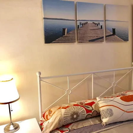 4 Bedrooms Flat In The City Center Homestay Bilbao